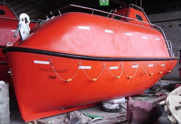 16 persons free fall_enclosed life boat rescue boat